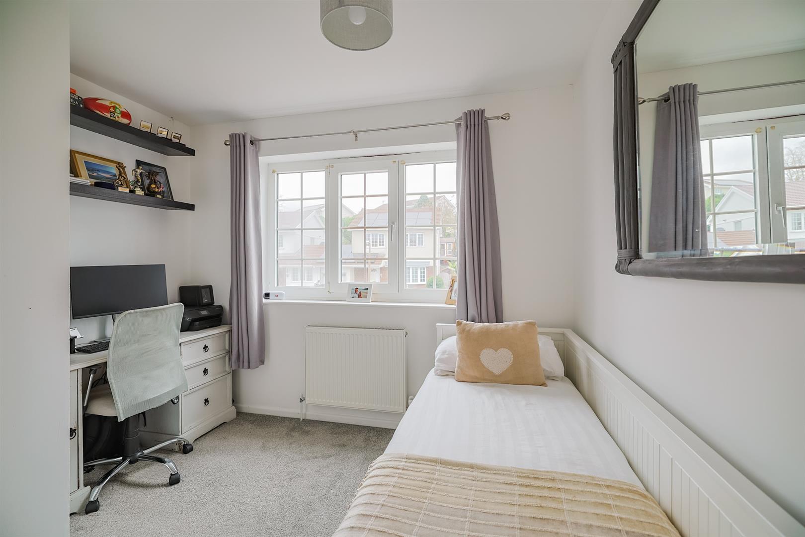 St. Andrews Close, Mayals, Swansea, SA3 5DX